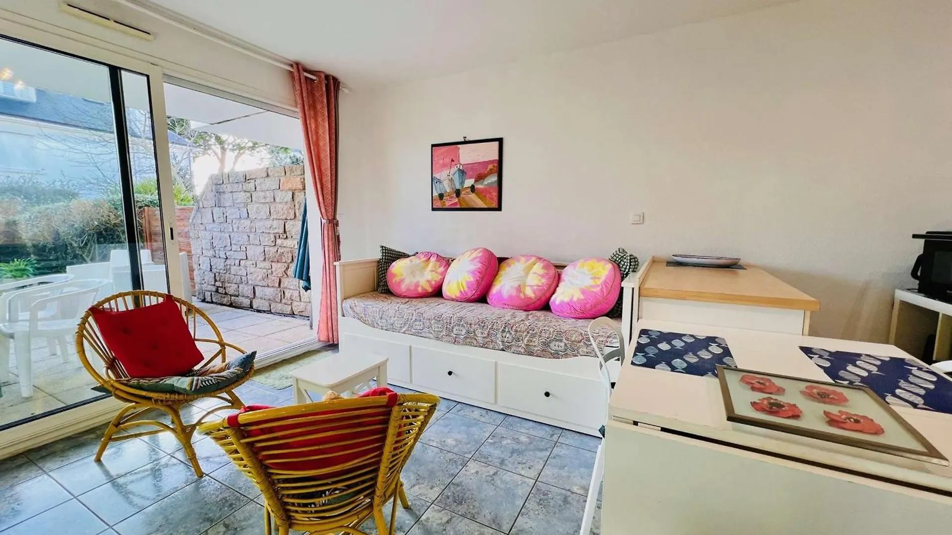 Appartement 2 Pieces Avec Jardin Et Parking, Proche Plage Et Commerces A Quiberon - Fr-1-478-306